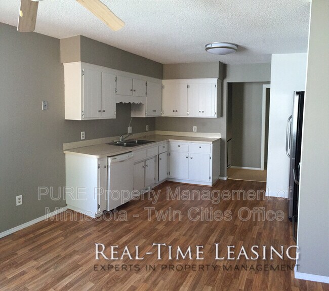 Building Photo - 1155 Cheery Ln NE