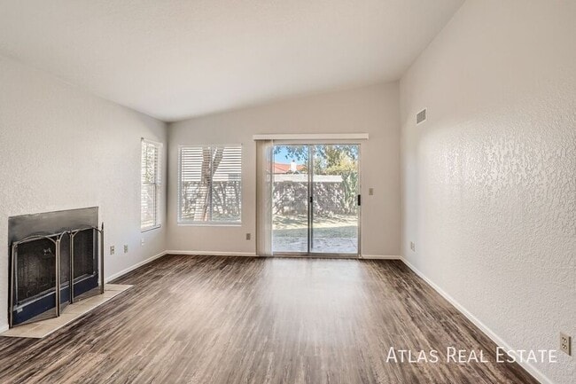Building Photo - 5084 W Blackbird Dr