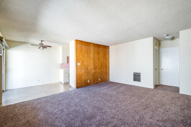 Building Photo - 1107 S Marguerita Ave