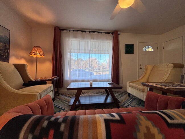 Building Photo - 9402 Claremont Ave NE