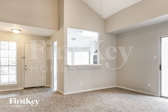 Building Photo - 3815 Derbyhall Dr