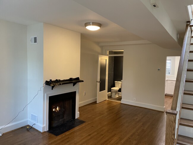 Living room from front door - 811 Kentucky Ave SE