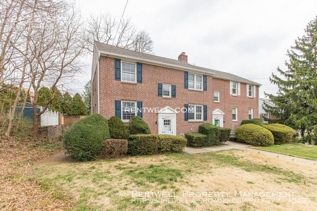 Building Photo - 2223 Steele Rd