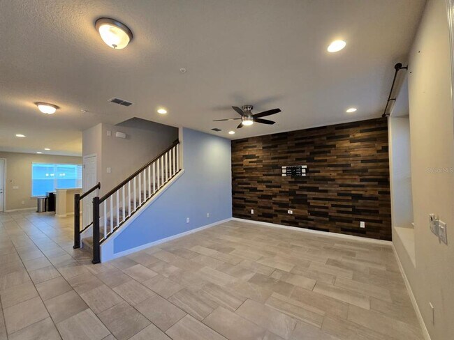 Foto del edificio - 8642 Vedder Ln