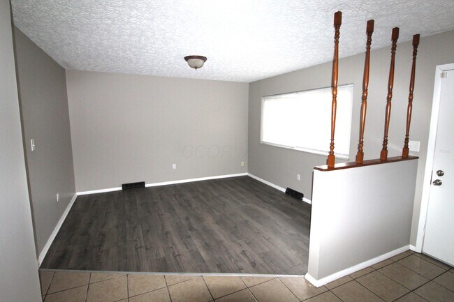 Foto del edificio - 3892 Beechton Rd