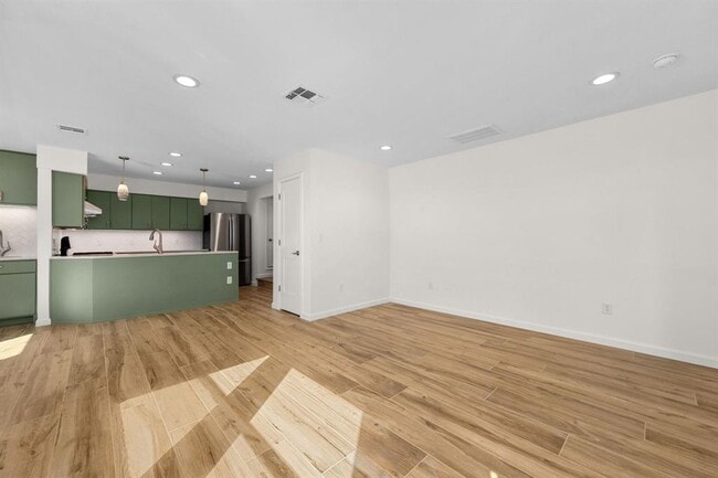 Building Photo - 3904 Tonkawa Trail