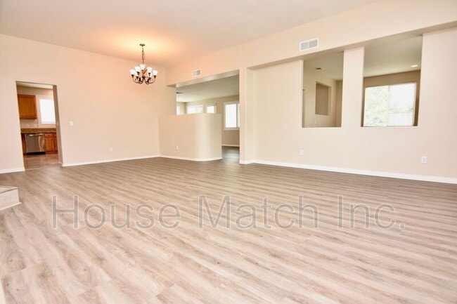 Building Photo - 23583 Coast Live Oak Ln