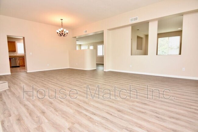 Foto del edificio - 23583 Coast Live Oak Ln