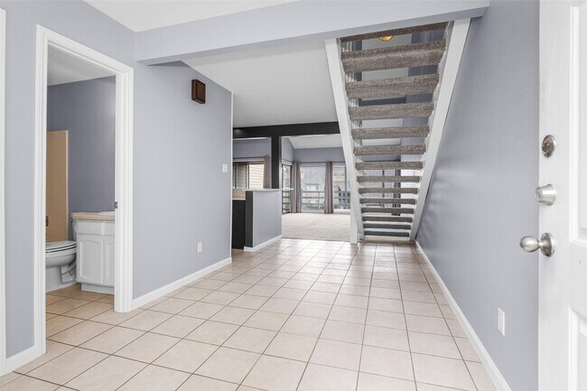 Foto del edificio - 50 April Point Dr S