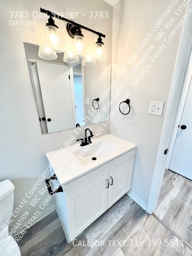 Foto del edificio - 3783 Oak St