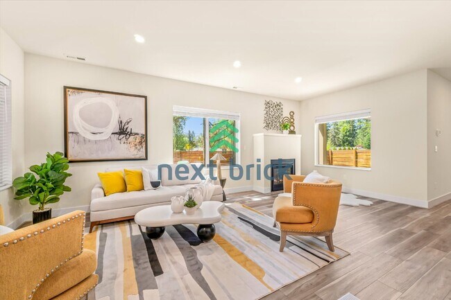 Foto del edificio - Spacious 3-Bed Home with 2.5 Baths in Prime Bothell Location – 2500 Sq Ft of Comfort!