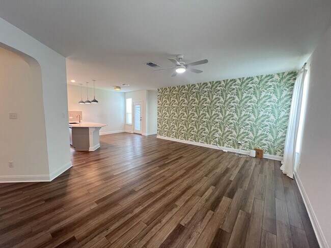 Building Photo - 512 Barbary Coast Ln