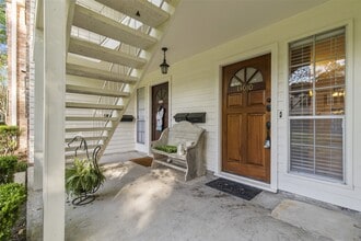 Building Photo - 13010 Trail Hollow Dr