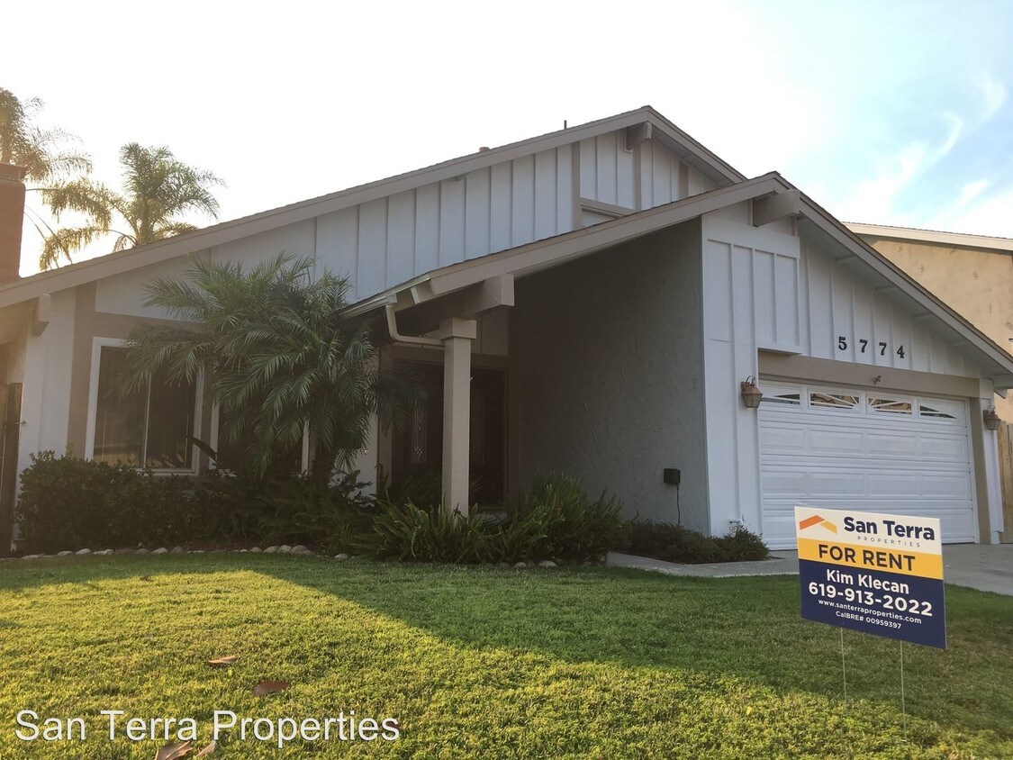 Primary Photo - 4 br, 2.5 bath House - 5774 Avenida Sanchez