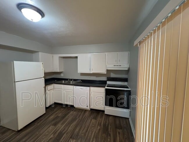 Building Photo - 6238 Eastridge Dr