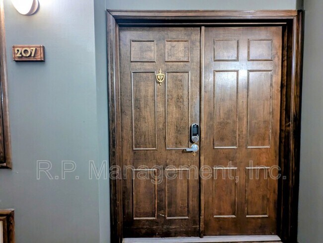 Foto del edificio - 6730 Vernon Ave S