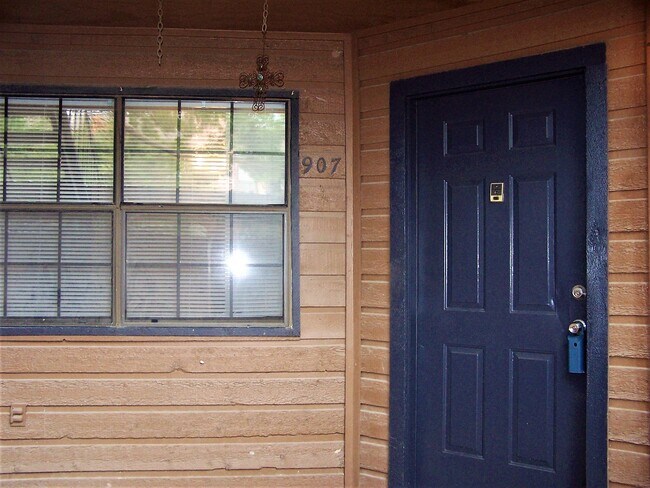 Building Photo - 4803 Hamilton Wolfe Rd