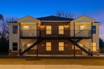 Building Photo - 3008 Gray Wolf Cir