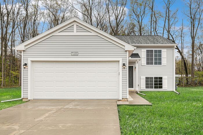 Primary Photo - 3928 Watertown Dr