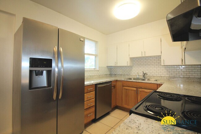 Building Photo - Beautiful 3 Bedroom Home in Fort Walton Beach