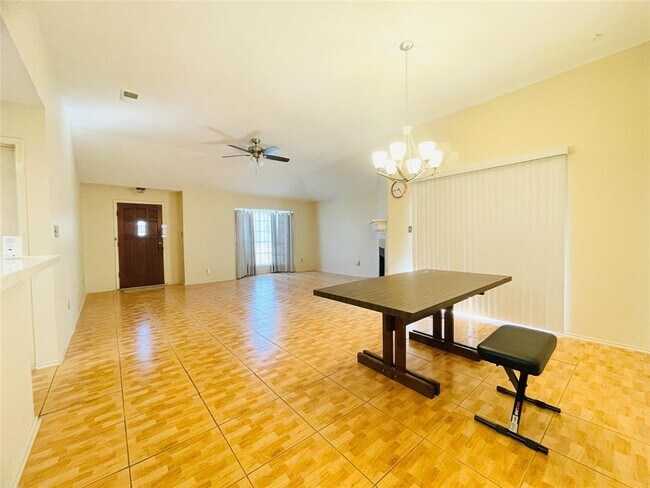 Foto del edificio - 10614 Zircon Ct