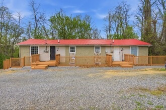 Building Photo - 701 Peppers Ferry Rd