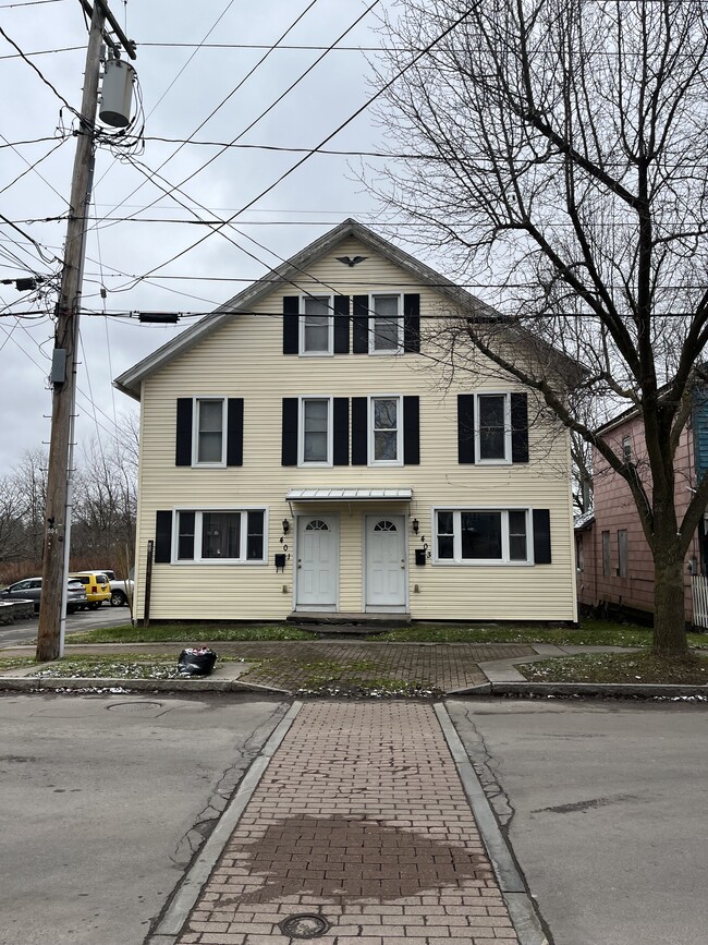 Building Photo - 401 Canal St