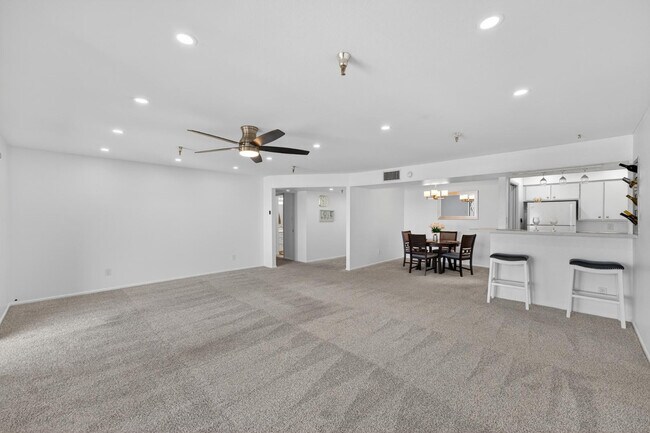 Foto del edificio - 425 S Parkcrest