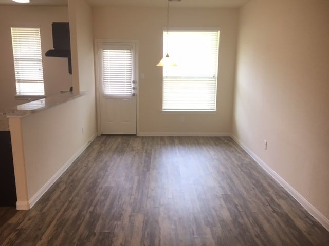 Building Photo - Bavaria - 12322 Dona Ln Houston TX 77044