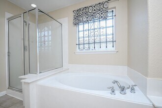 Building Photo - 6006 Lamb Creek