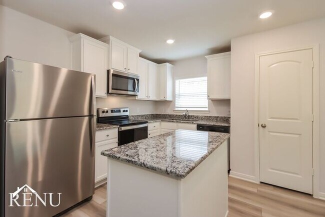 Foto del edificio - 10478 Sweetwater Creek Dr