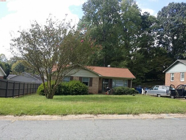 Building Photo - 10012 Arbor Dale Ave