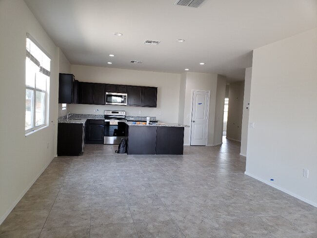 Building Photo - 354 N 17th Pl