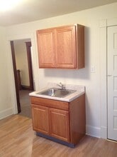 Building Photo - 27 E Kerr St