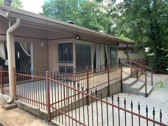 Foto del edificio - 130 Apache Cir