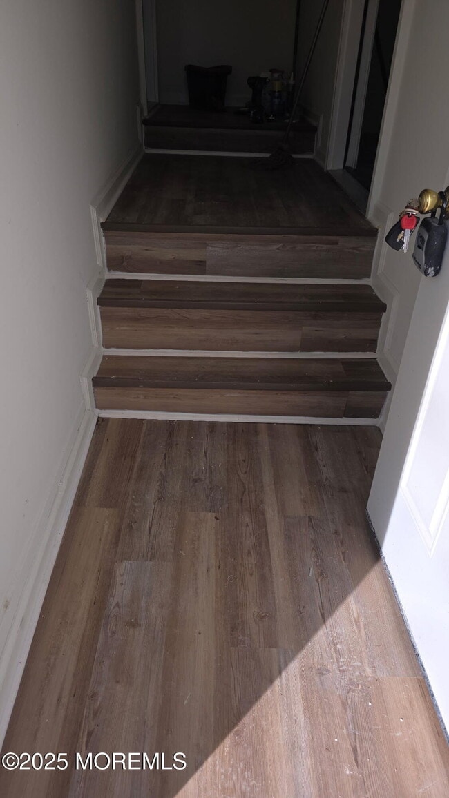 Building Photo - 513 Prospect Ave