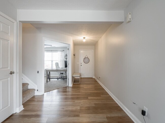 Building Photo - 10443 Ringtail Pl