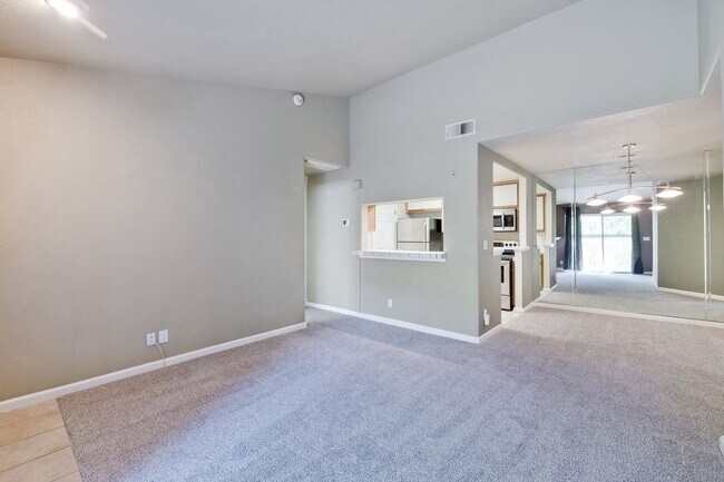 Building Photo - Lake Almaden Two Bedroom Condo AVAILABLE N...