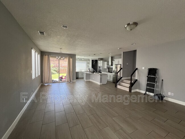 Foto del edificio - 12036 Monachos Rd SE