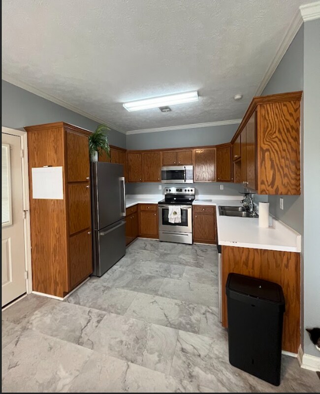 Foto del edificio - Convenient Starkville Home with 2-Car Garage