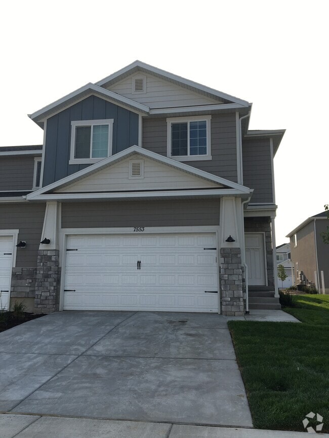 Silverlake Apartments for Rent with Hardwood Floors Eagle Mountain, UT 1 Rentals