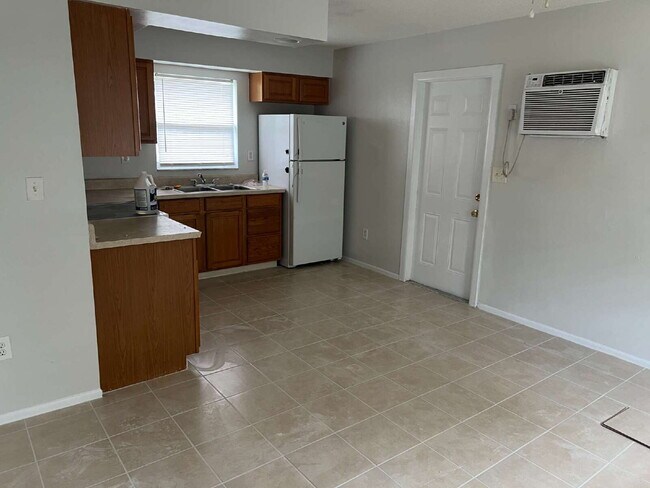 Building Photo - Peaceful Alva Living Near Caloosahatchee Park – Easy Access to SR-80