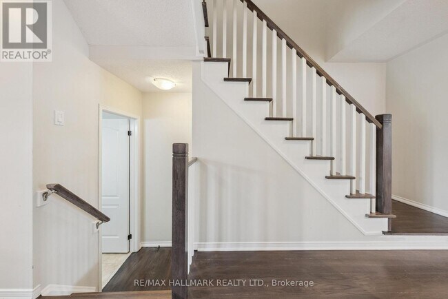 Building Photo - 6 Calafia St