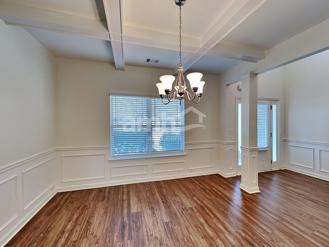 Building Photo - 82 Torero Trail