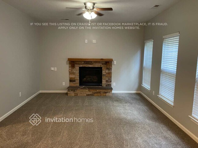 Foto del edificio - 1225 Periwinkle Dr