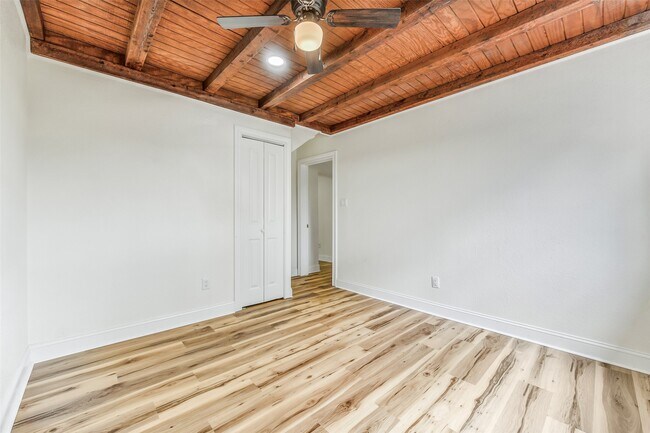 Foto del edificio - 4712 33rd St E