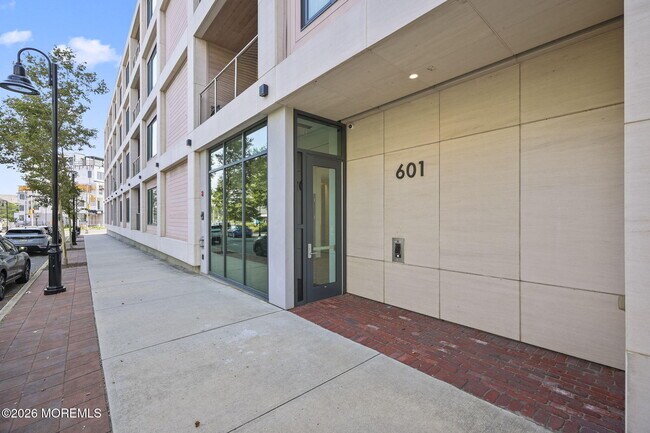 Foto del edificio - 601 Heck St