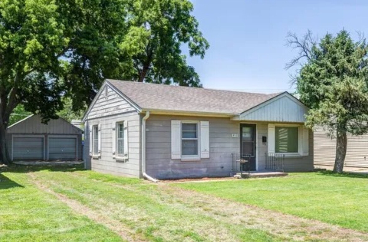 Foto principal - 852 Sherman St