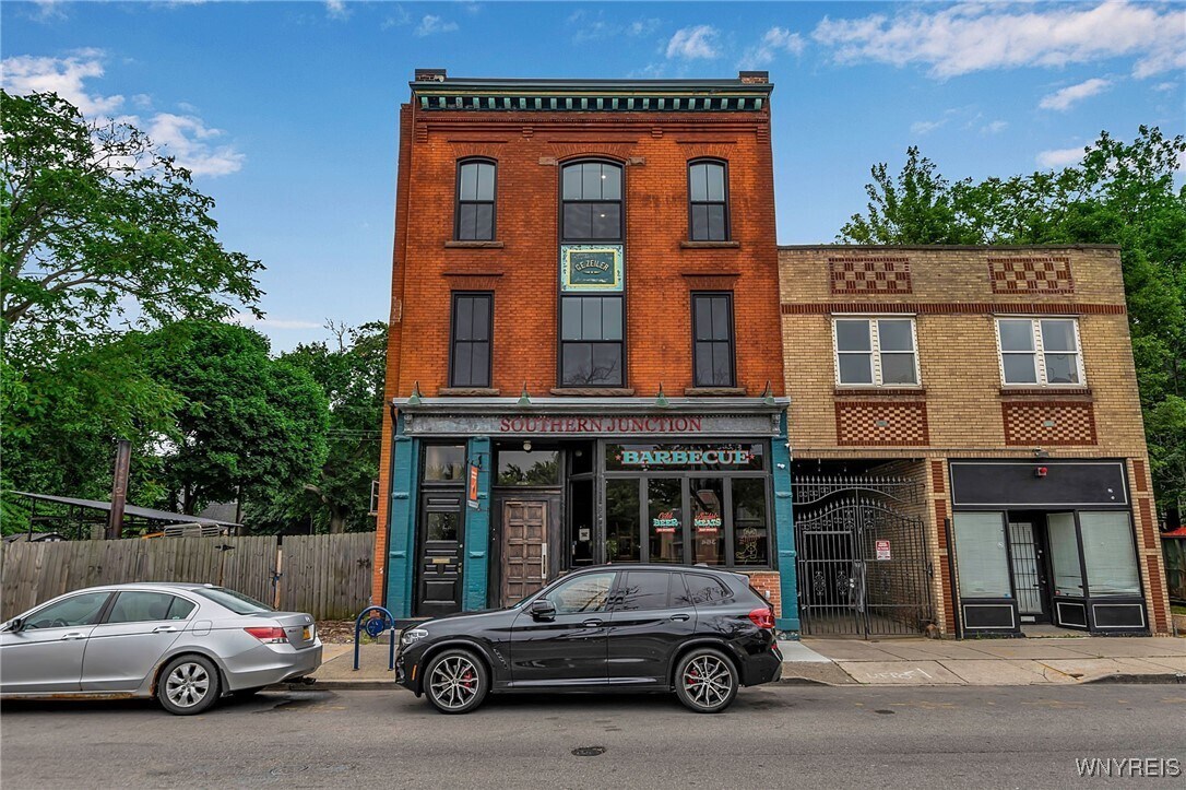 Foto principal - 367 Connecticut St