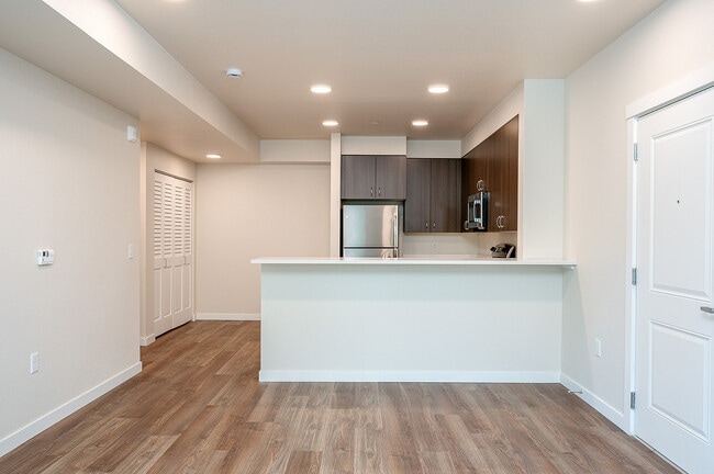 Unit B107 Web Ready-4 - Creekside Meadows